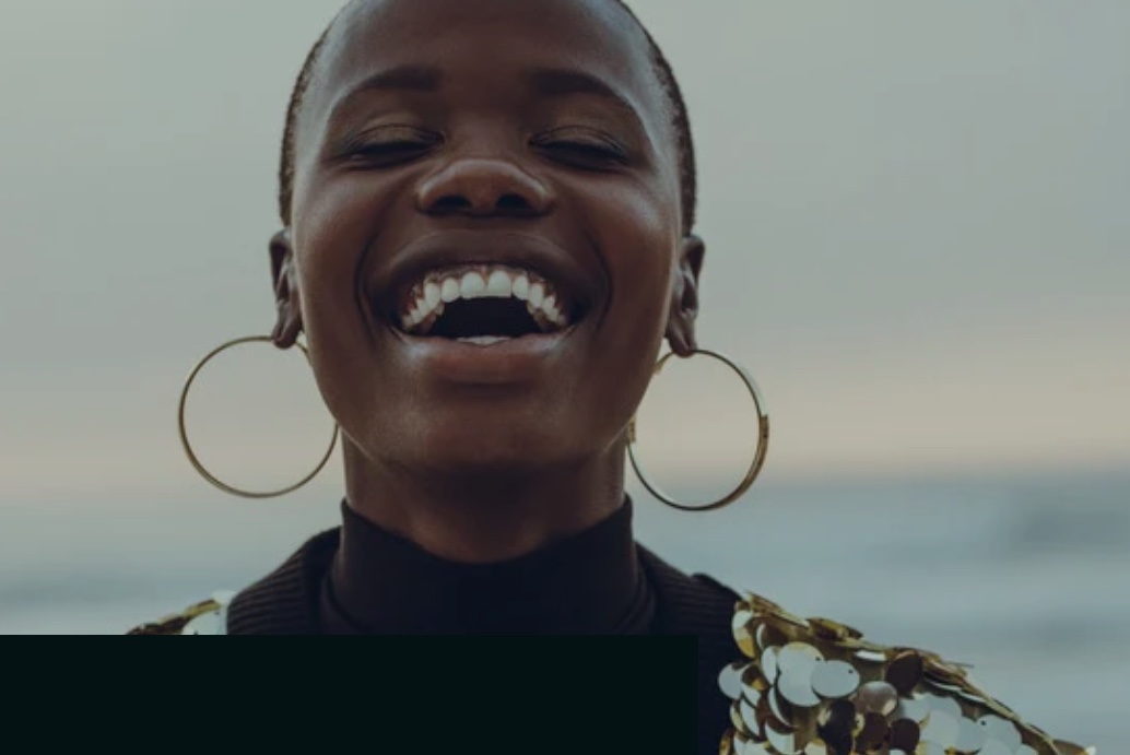 Holding Change &&nbsp;Loss